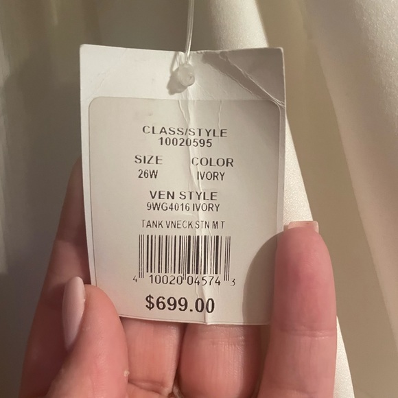 Ivory Wedding Dress - Picture 4 of 4